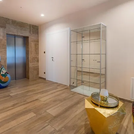 Апартаменты Cozy In With Sauna